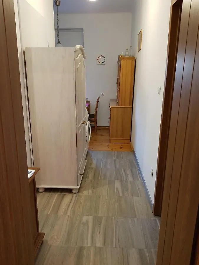 アパート Apartament Dworcowa コウォブジェク